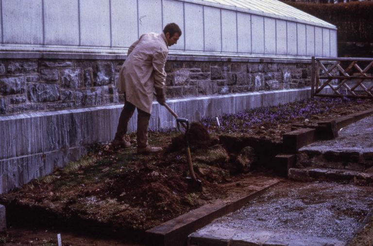 John Nally prepares Flower Garden for glory of snow Marco Polo Stufano